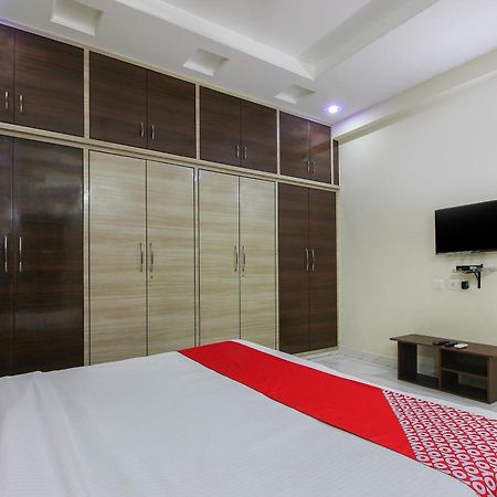 Hotel Collection O Madhapur à Kondapur  Extérieur photo