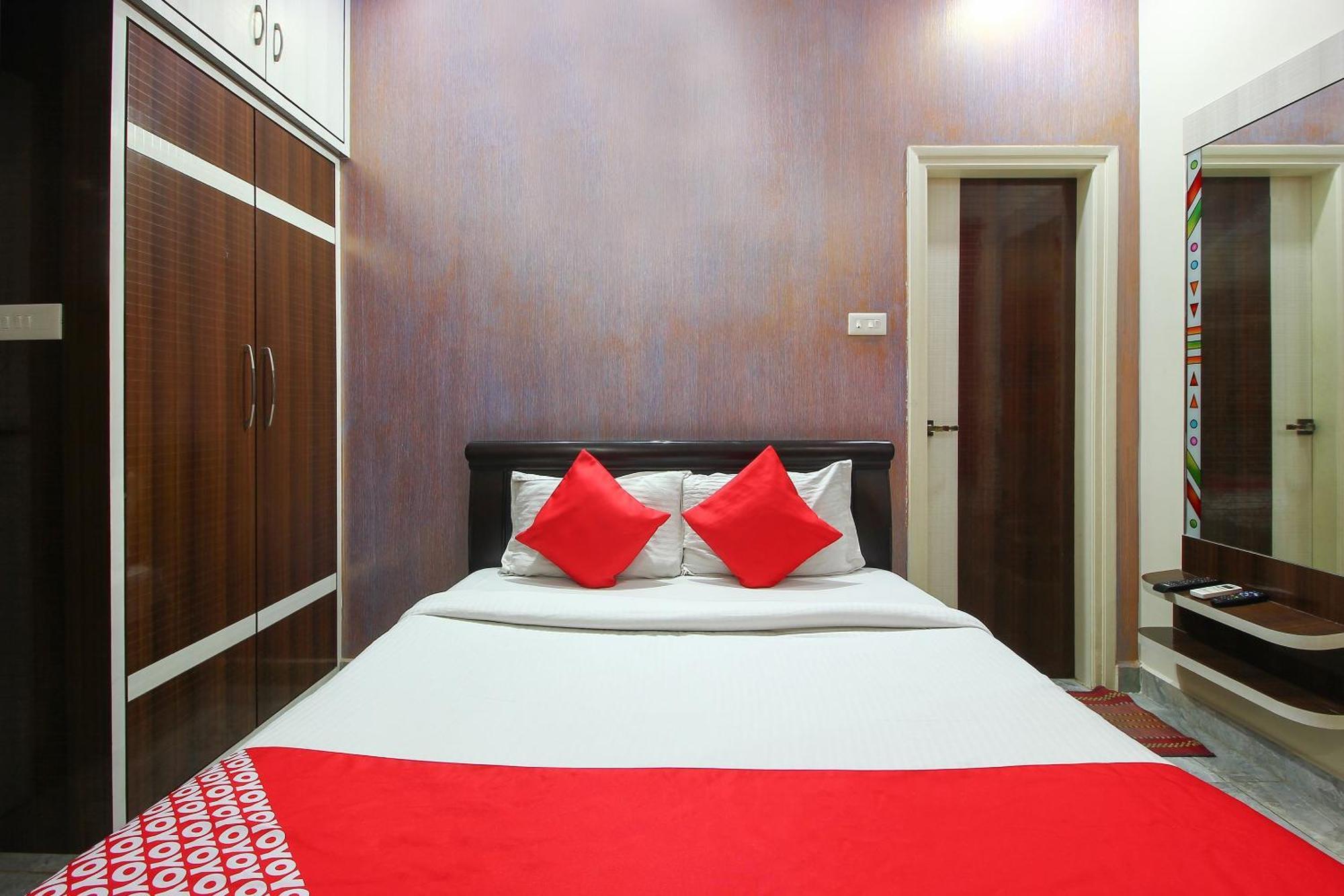 Hotel Collection O Madhapur à Kondapur  Extérieur photo