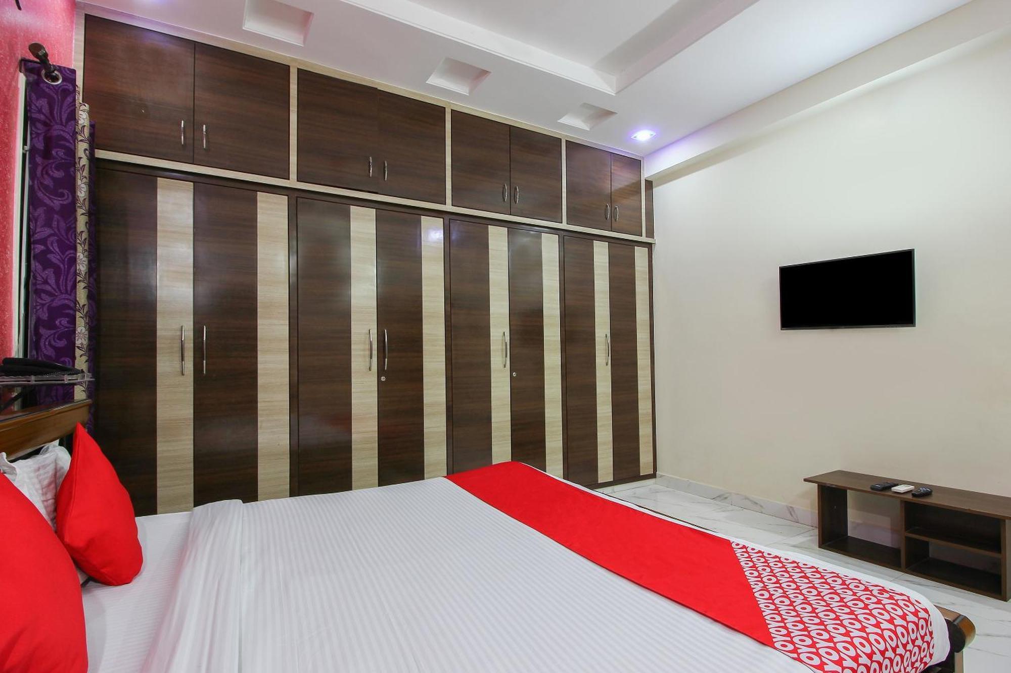 Hotel Collection O Madhapur à Kondapur  Extérieur photo